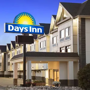 *** Hotel Days By Wyndham Northwest Canadá