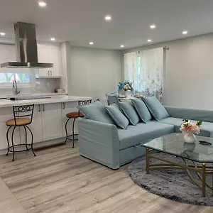  Holiday home Charming Bungalow Retreat In Chippawa Fall