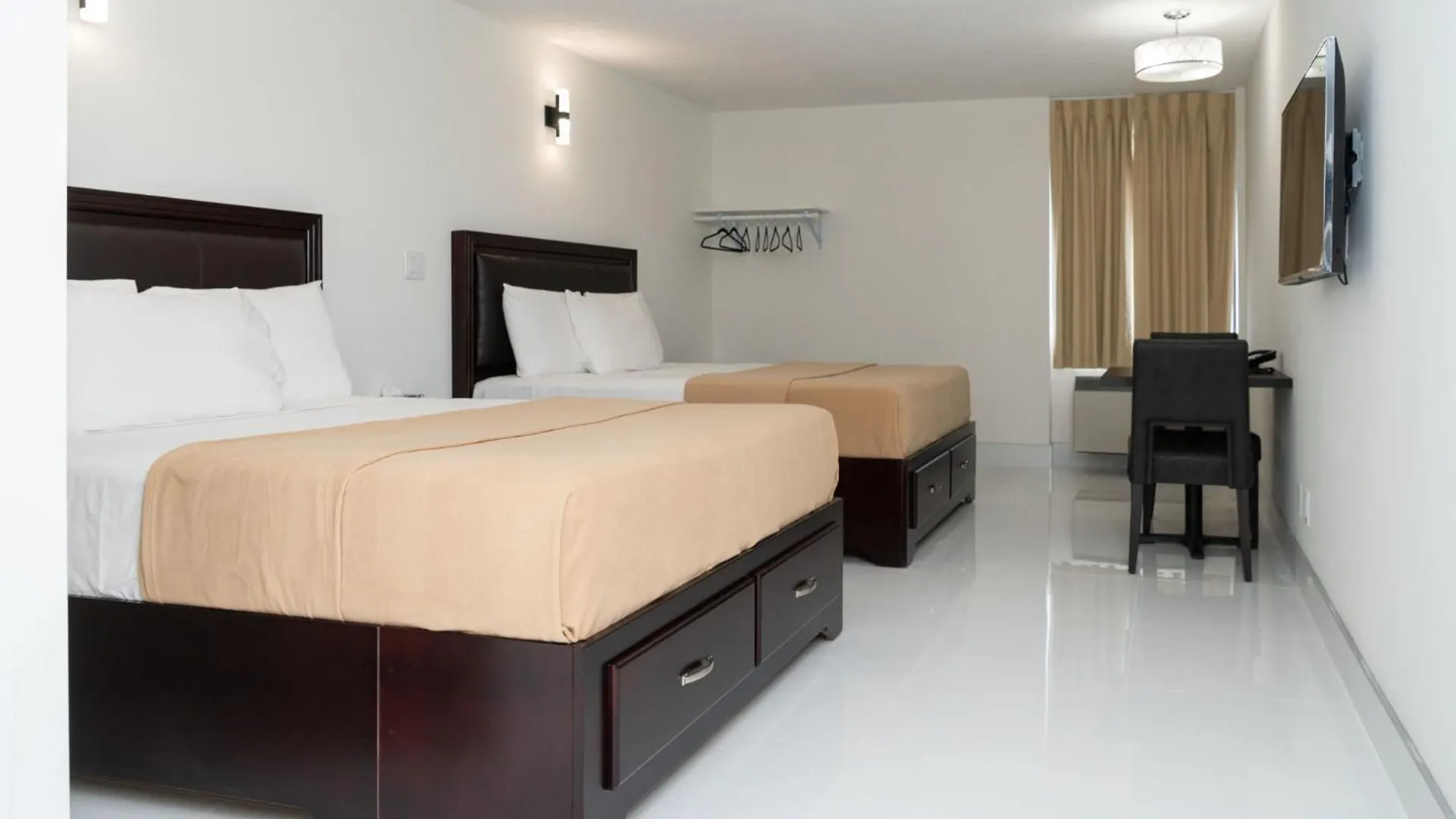 Hotel Diplomat Inn Niagara Falls